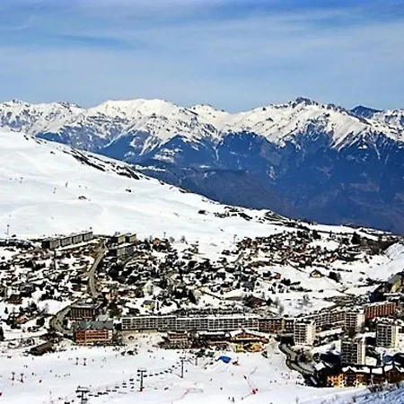 Cosy 4 Pers Avec Terrasse Au Pied Des Pistes - Fr-1-417-49 Apartment Fontcouverte-la-Toussuire